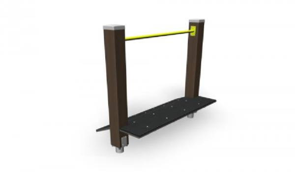 OUTDOOR STEP AND CALF RAISE